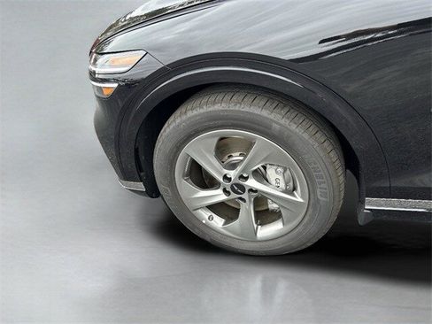 Used 2026 Genesis GV70 2.5T Select image 36