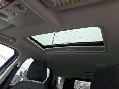 Used 2022 Ford EcoSport SE w/ SE Convenience Package image 14