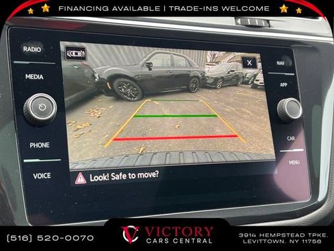 Used 2022 Volkswagen Tiguan SEL R-Line image 31