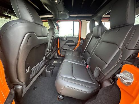 New 2025 Jeep Wrangler Unlimited Rubicon 392 image 18