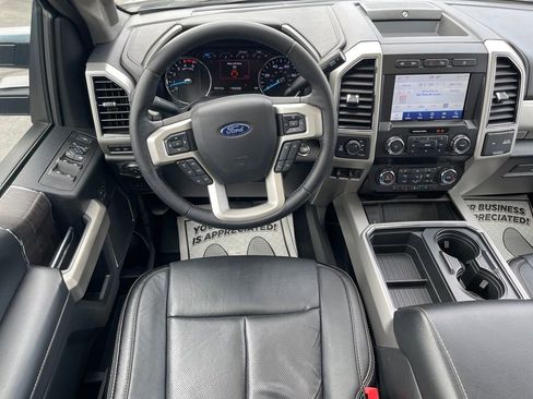 Used 2020 Ford F250 Lariat image 5