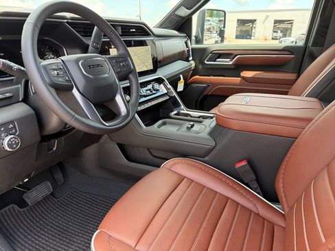 New 2026 GMC Sierra 2500 Denali Ultimate AWD/4WD image 18