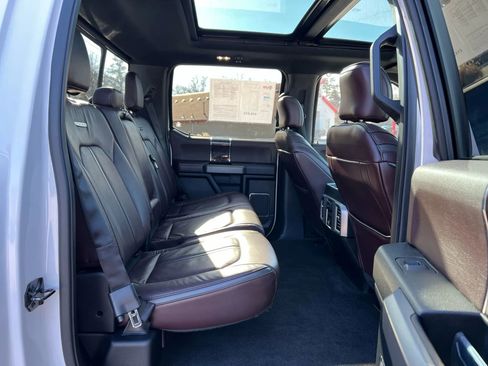 Used 2016 Ford F150 Platinum w/ Equipment Group 701A Luxury image 23