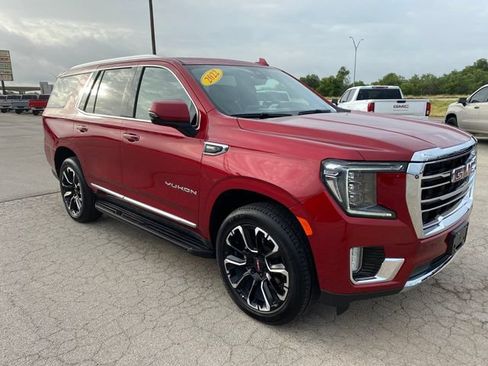 Used 2022 GMC Yukon SLT w/ SLT Premium Package AWD/4WD image 8