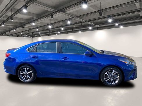 Certified 2023 Kia Forte LXS image 9