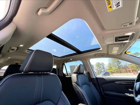 Certified 2023 Honda Pilot Elite image 23