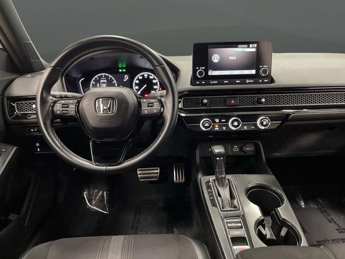 Used 2023 Honda Civic Sport image 5