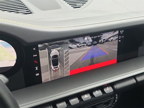 Used 2022 Porsche 911 Carrera w/ Premium Package image 21