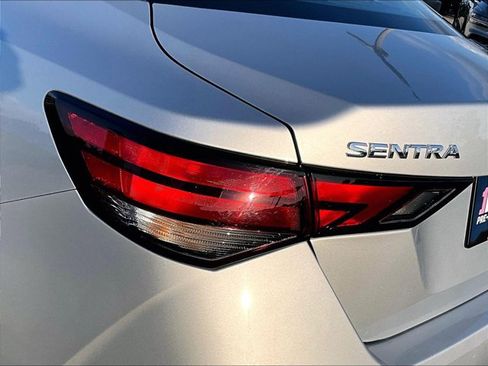 Used 2023 Nissan Sentra SV image 29