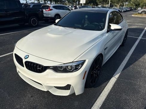 Used 2018 BMW M4 Coupe RWD image 3