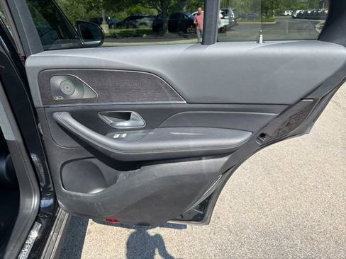 Used 2022 Mercedes-Benz GLE 350 4MATIC w/ Premium Package image 17