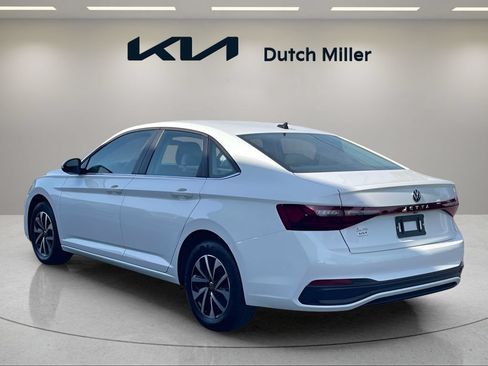 Used 2025 Volkswagen Jetta S FWD image 3