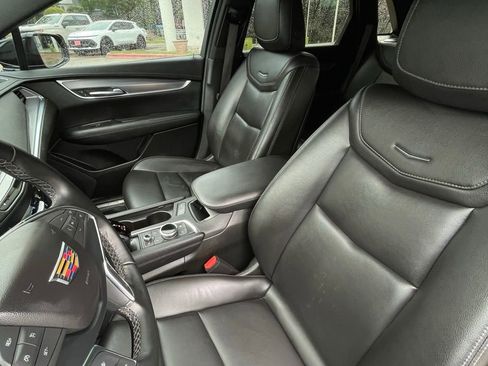 Used 2024 Cadillac XT5 Luxury w/ LPO, Floor Liner Package FWD image 23