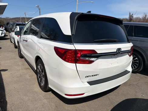 Used 2023 Honda Odyssey EX-L image 12