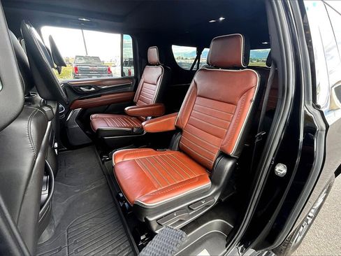 Used 2023 GMC Yukon XL Denali Ultimate image 26