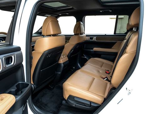 Used 2024 Hyundai Santa Fe Limited image 41