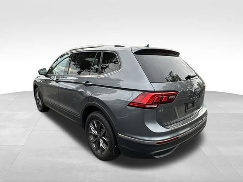 Used 2023 Volkswagen Tiguan SE FWD image 5