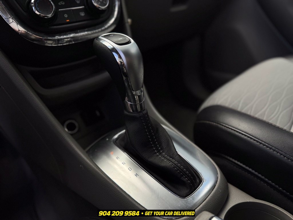 Used 2016 Buick Encore FWD image 19