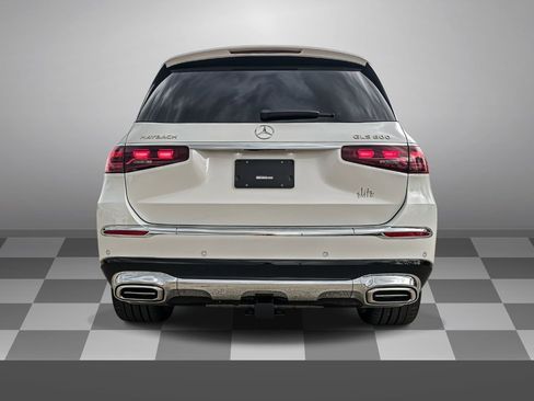 Used 2025 Mercedes-Benz Maybach GLS 600 4MATIC image 5