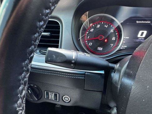 Used 2022 Dodge Charger Scat Pack RWD image 25
