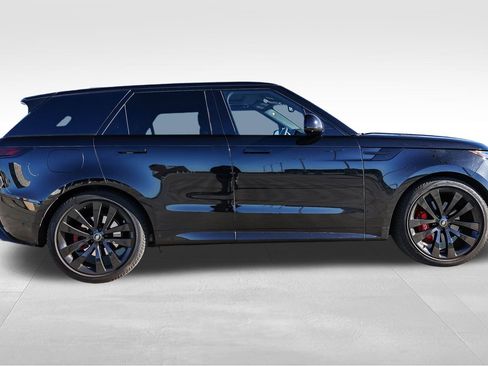 Used 2024 Land Rover Range Rover Sport Dynamic SE image 4