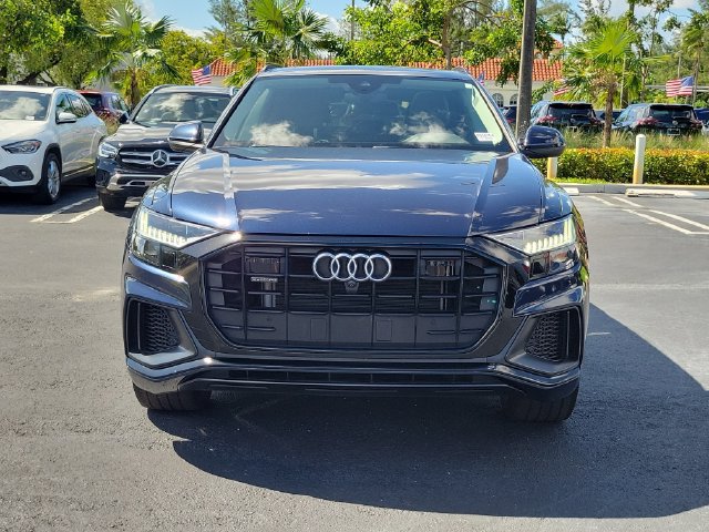 Used 2023 Audi Q8 Premium Plus AWD/4WD image 2