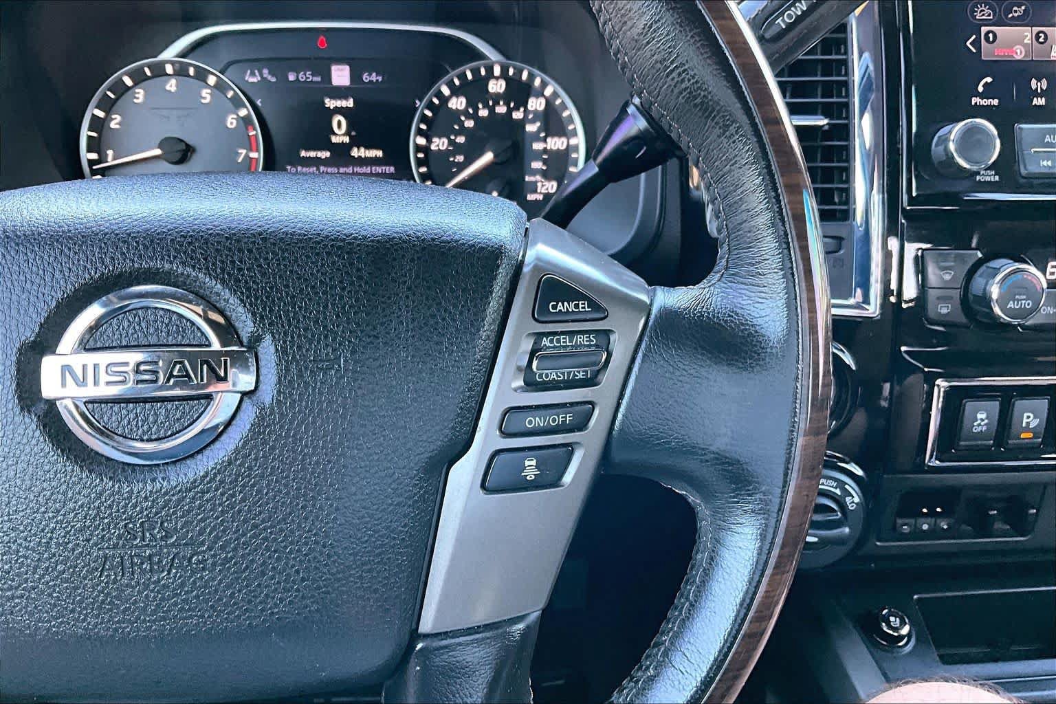 Used 2020 Nissan Titan Platinum Reserve w/ Moonroof Package AWD/4WD image 23