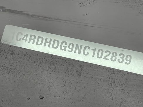 Used 2022 Dodge Durango GT image 30