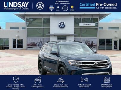 Certified 2022 Volkswagen Atlas SE w/ Black Wheel Package
