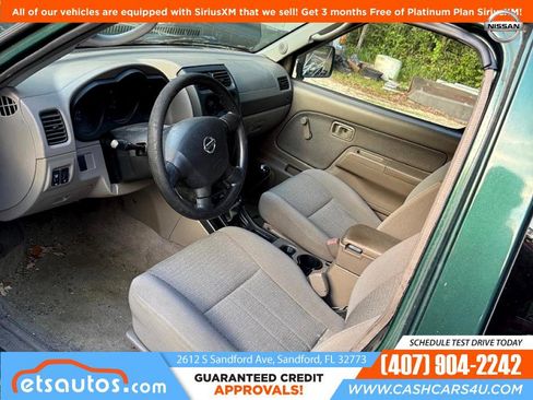 Used 2002 Nissan Frontier XE image 3