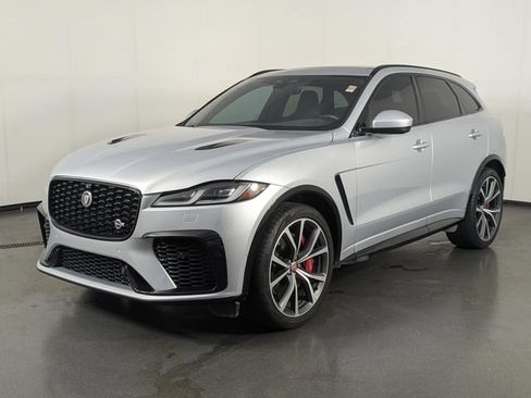 Used 2022 Jaguar F-PACE SVR AWD/4WD image 4