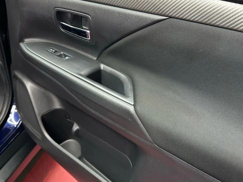 Used 2016 Mitsubishi Outlander ES image 25