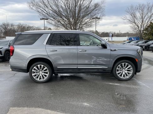 Used 2022 GMC Yukon Denali image 9