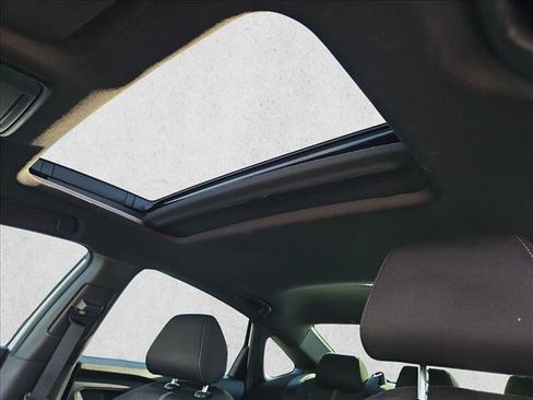 Used 2024 Honda Accord Sport image 18