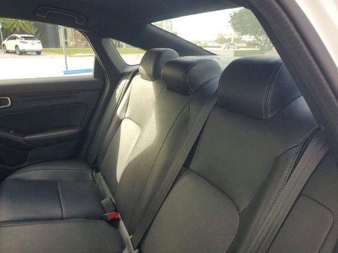 Used 2023 Honda Civic Sport image 16