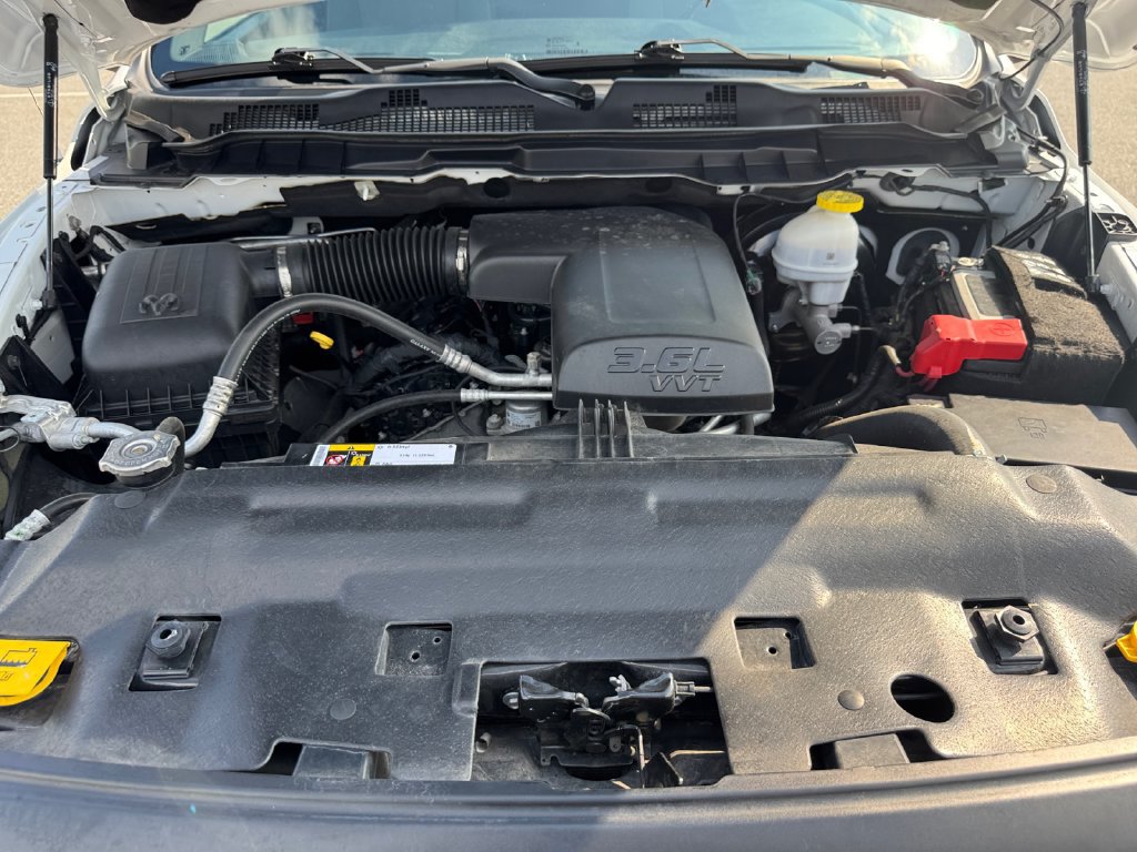 Used 2024 RAM 1500 Warlock RWD image 18