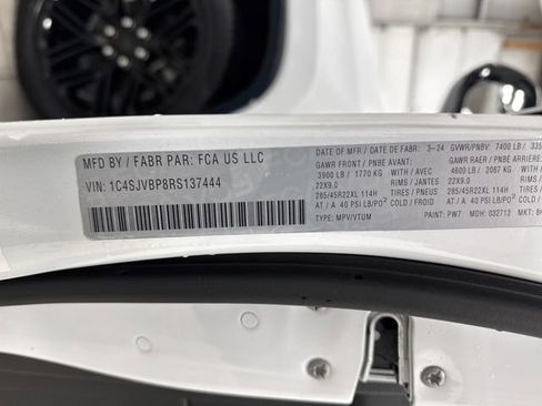 Used 2024 Jeep Wagoneer Series II image 43