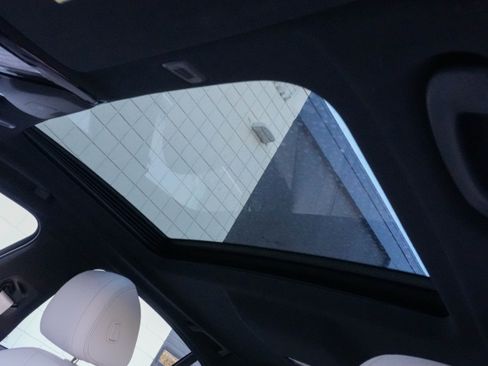 Certified 2023 BMW 540i w/ Premium Package image 7