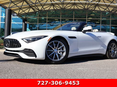 Certified 2023 Mercedes-Benz SL 43 AMG AMG SL 43 w/ Driver Assistance Package image 6