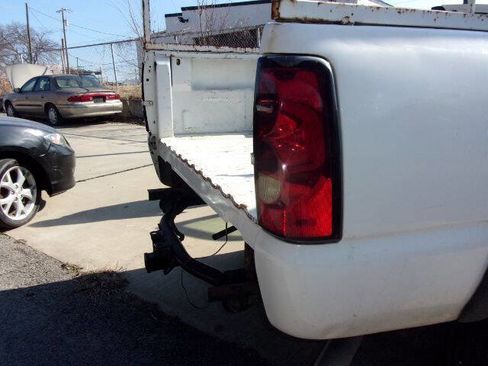 Used 2007 Chevrolet Silverado 2500 W/T image 21