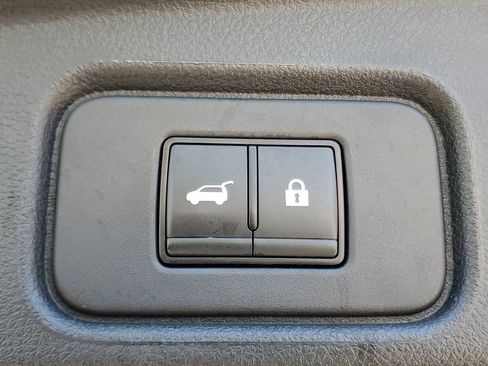 Certified 2023 Nissan Pathfinder Platinum AWD/4WD image 10
