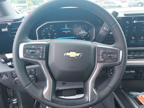 New 2026 Chevrolet Silverado 3500 LTZ w/ LTZ Premium Package AWD/4WD image 17