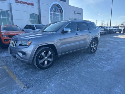 Used 2016 Jeep Grand Cherokee Overland image 3
