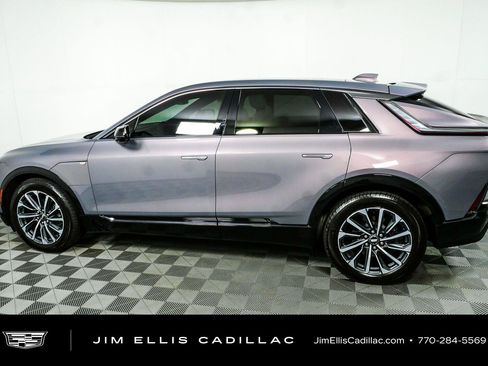 Used 2024 Cadillac Lyriq Sport w/ LPO, Floor Liner Package AWD/4WD image 30
