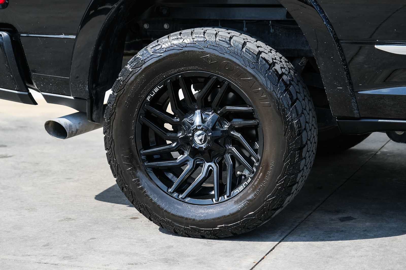 Used 2022 RAM 2500 Limited AWD/4WD image 9