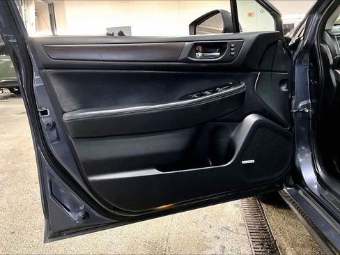 Used 2016 Subaru Legacy 2.5i Limited image 21