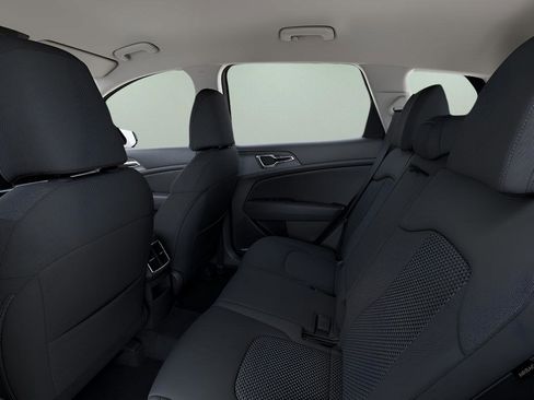 New 2026 Kia Sportage S image 18