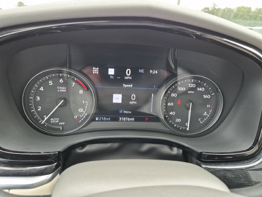 Certified 2024 Cadillac XT6 Premium Luxury w/ Technology Package AWD/4WD image 17