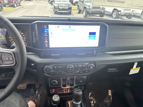 New 2026 Jeep Gladiator Rubicon image 24