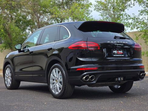 Used 2018 Porsche Cayenne S w/ Premium Package image 6
